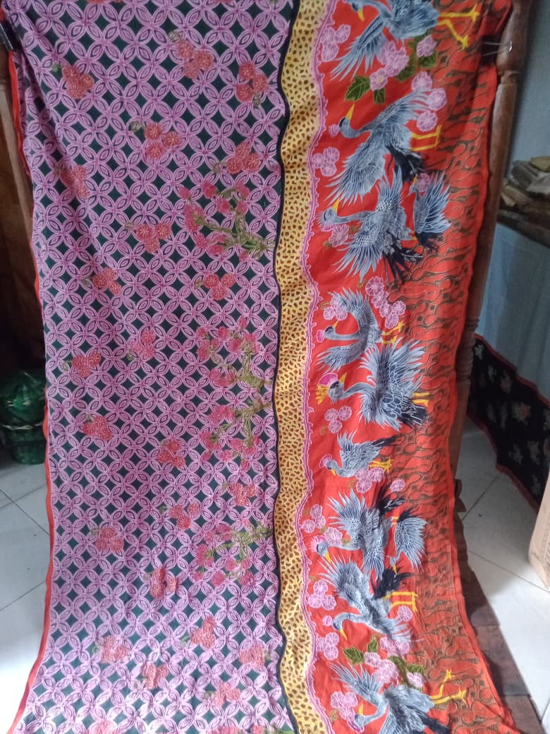 097 Batik Probolinggo burung merak