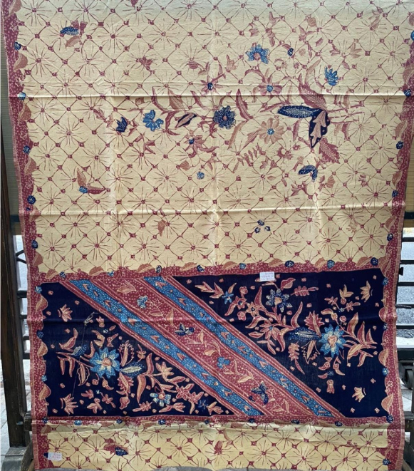 005 BATIK CIREBON Motif: buketan Itr kawung bangbiru