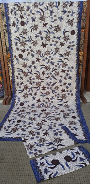 063 BATIK PAMEKASAN MADURA Motif: daunan