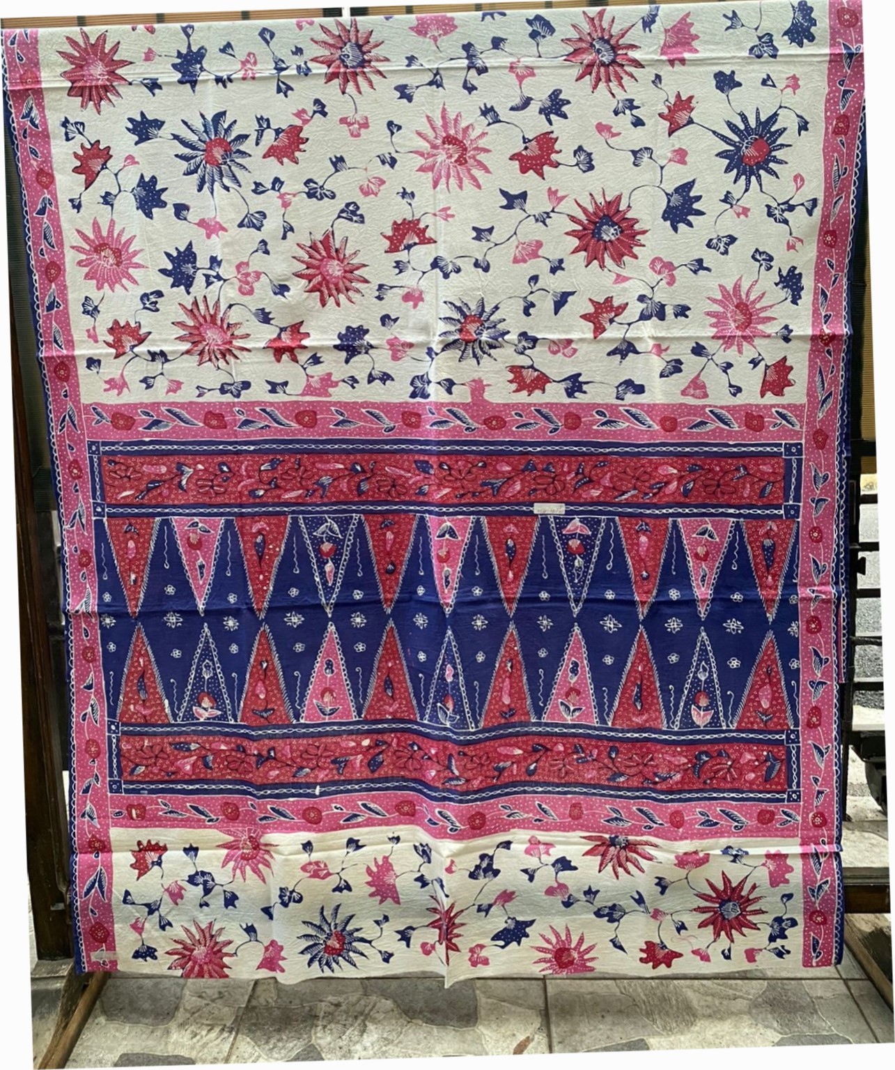004 Batik CIrebon | Buketan tembokan