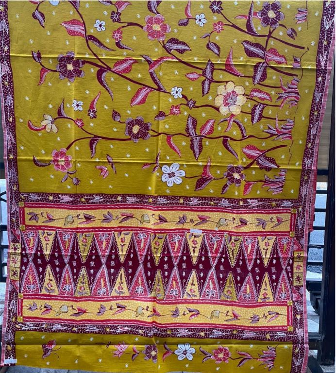 002 BATIK CIREBON | Motif Buketan kuning