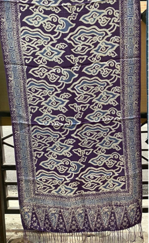 085 BATIK CIREBON Motif : Megamendung