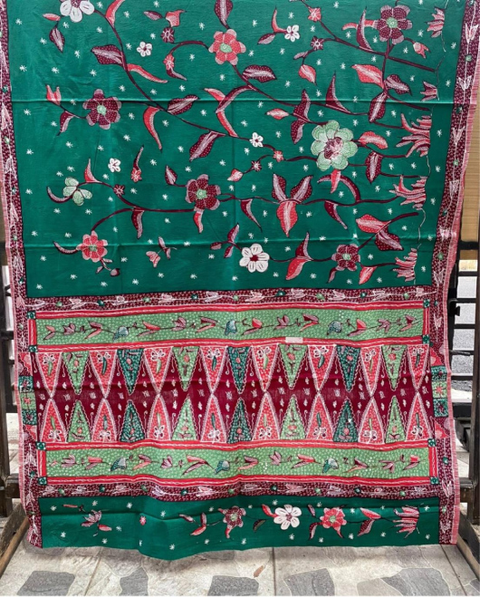 003 BATIK CIREBON | Motif Buketan hijau